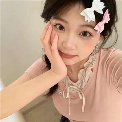 国子监来了个女弟子